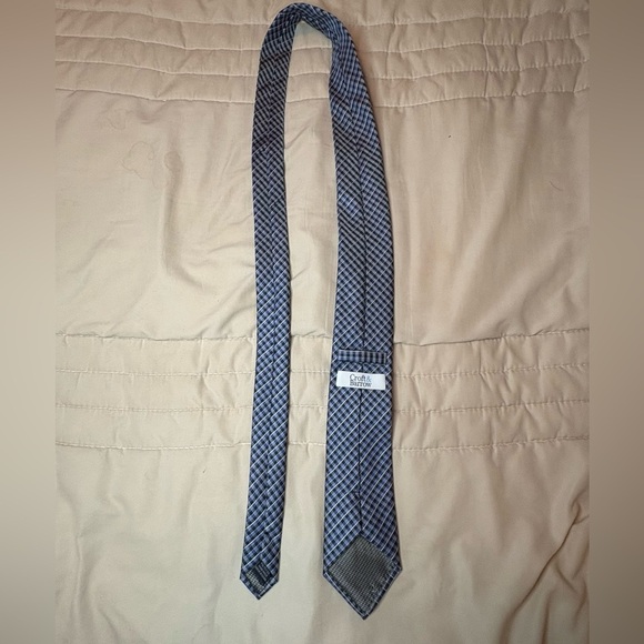 Croft & Barrow Blue Checkered Tie - Picture 4 of 4